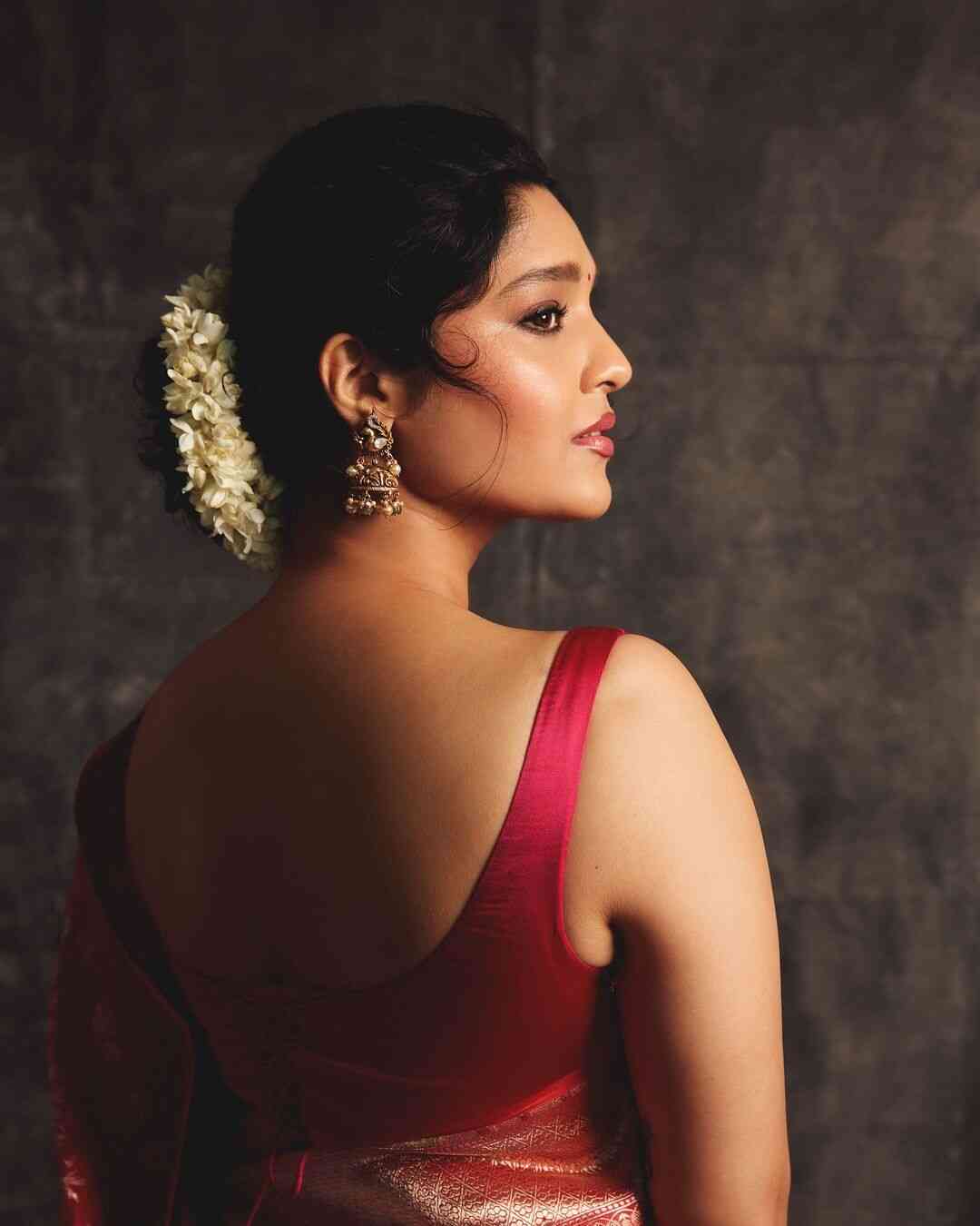  Ritika Singh