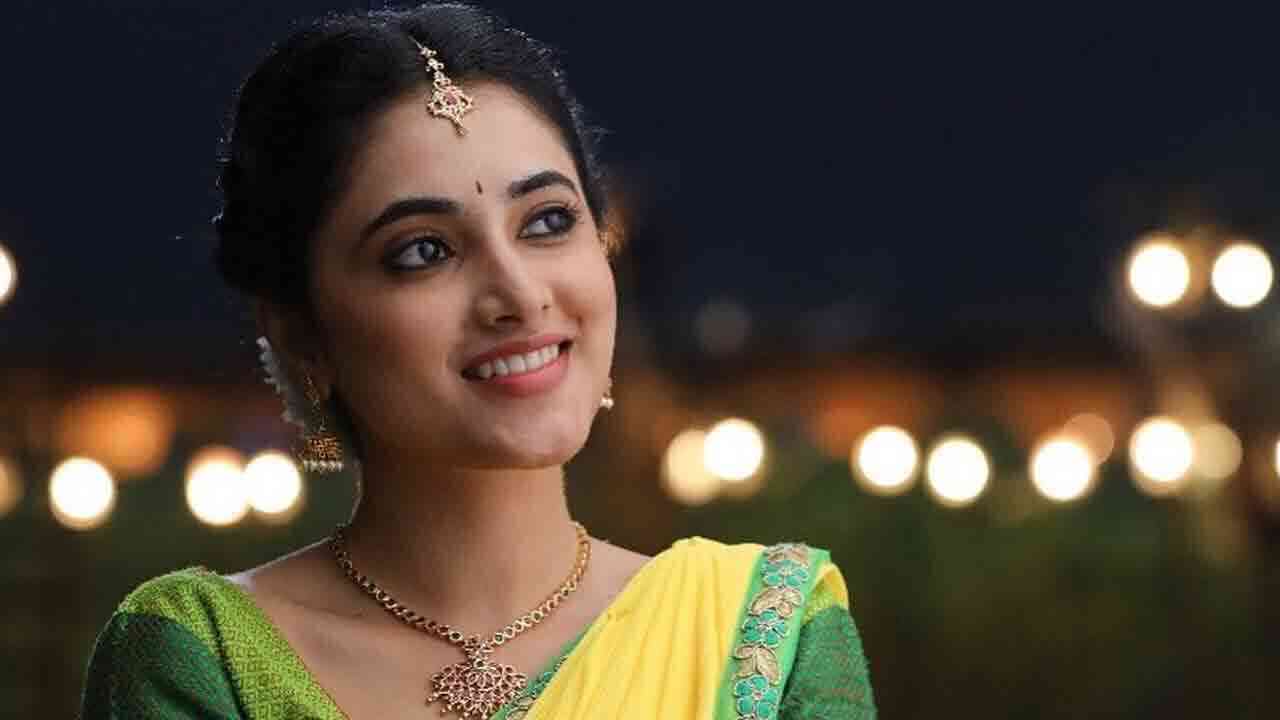 Priyanka Mohan | హీరోలందరికీ ఈ హీరోయినే కావాలట