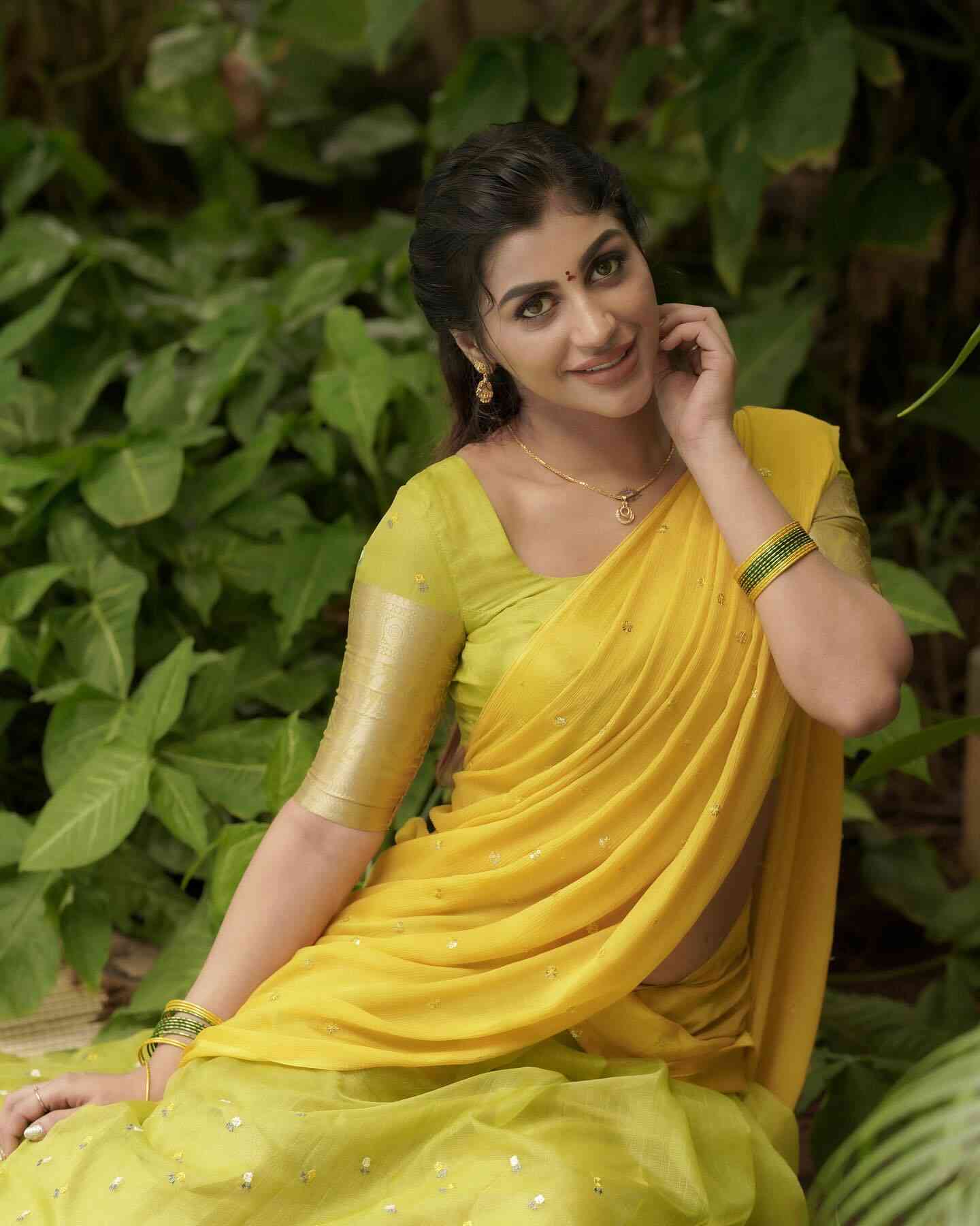 yashika anand
