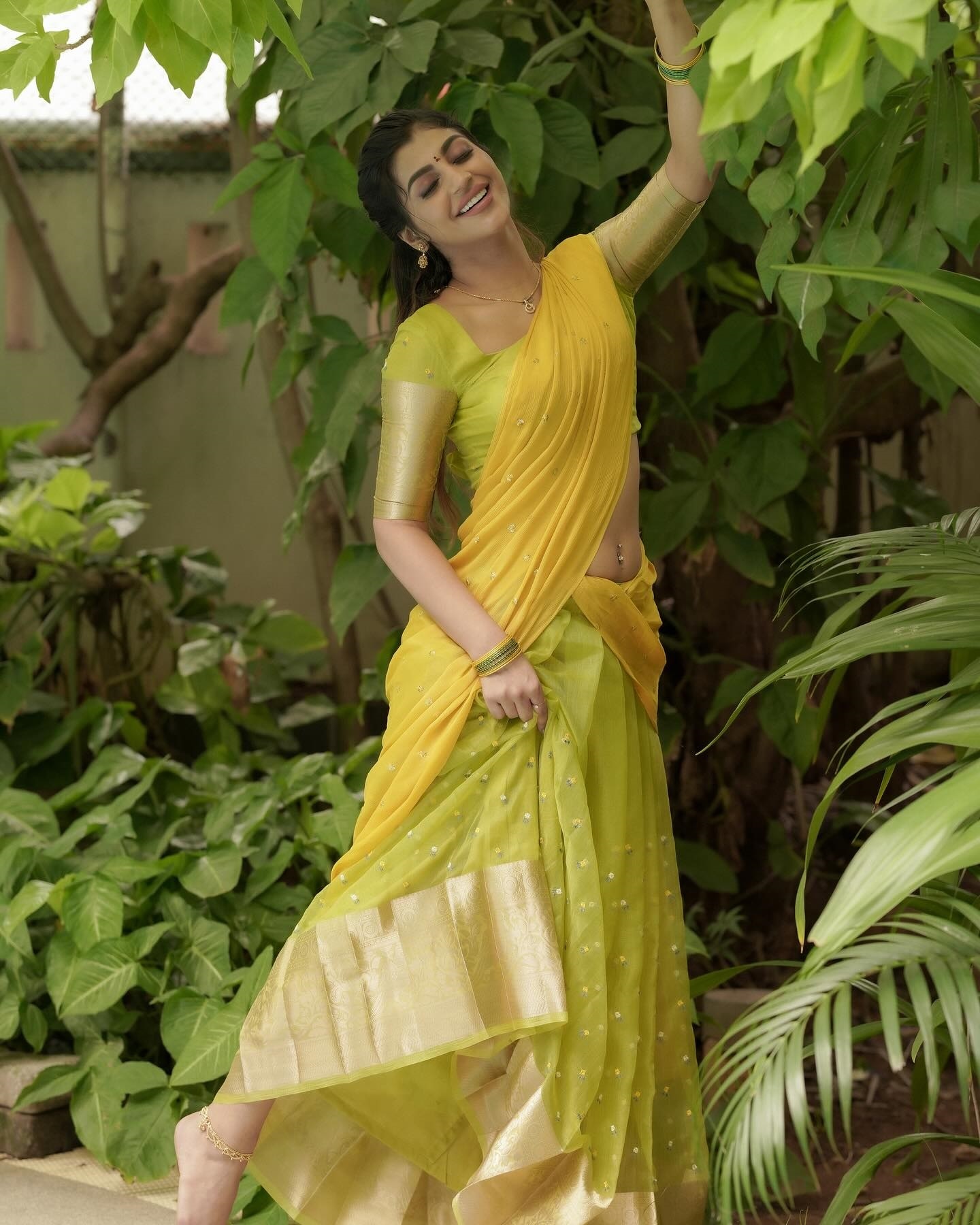 yashika anand