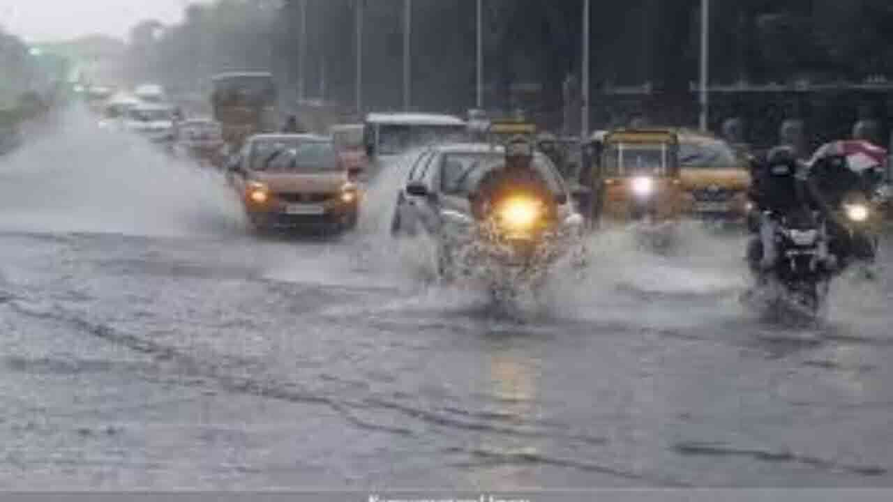 నేడు తెలంగాణకు భారీ నుంచి అతి భారీ వర్షాలు.. ఏపీలోనూ పలు జిల్లాల్లో వర్షాలు