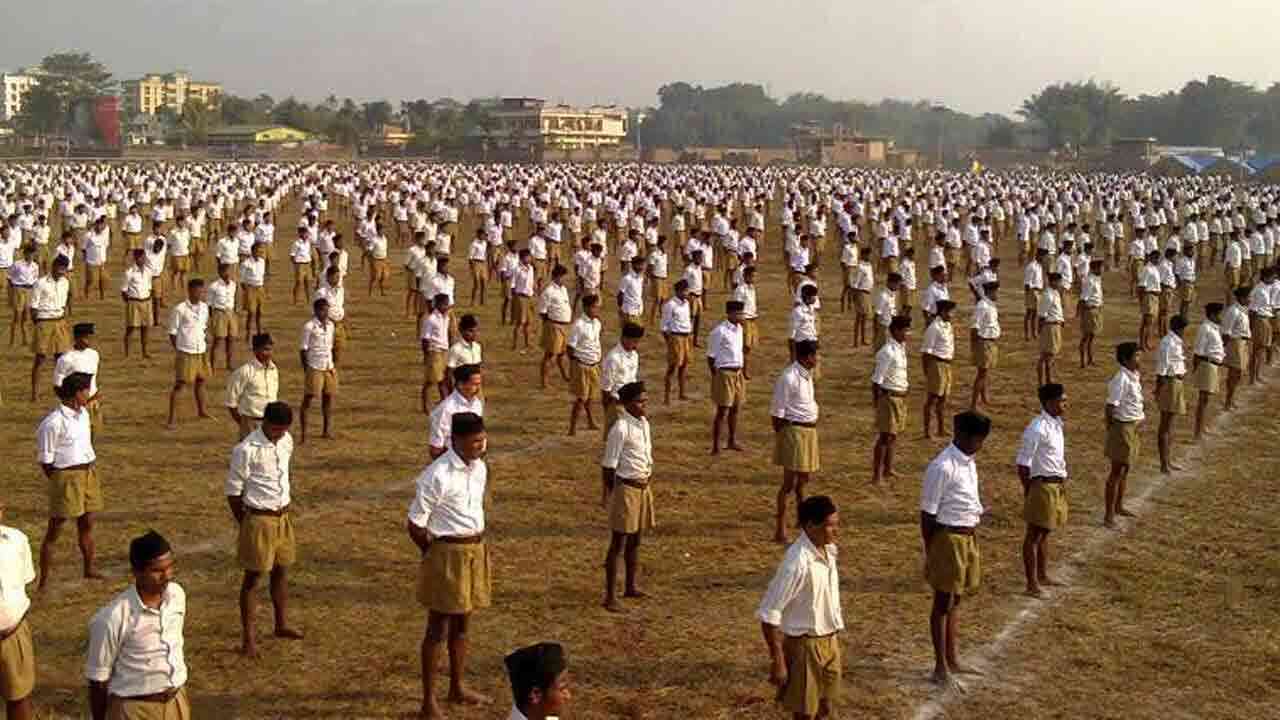 మోదీ సర్కారు జబర్దస్త్‌ డెసిషన్‌.. ఆరెస్సెస్‌లోకి ప్రభుత్వ ఉద్యోగులు