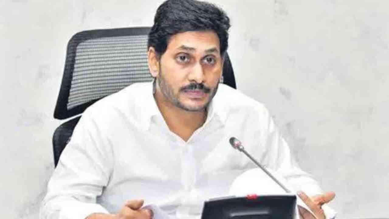 నేడు నంద్యాలకు వైసీపీ అధినేత వైఎస్ జగన్.. హత్యకు గురైన కుటుంబానికి పరామర్శ 