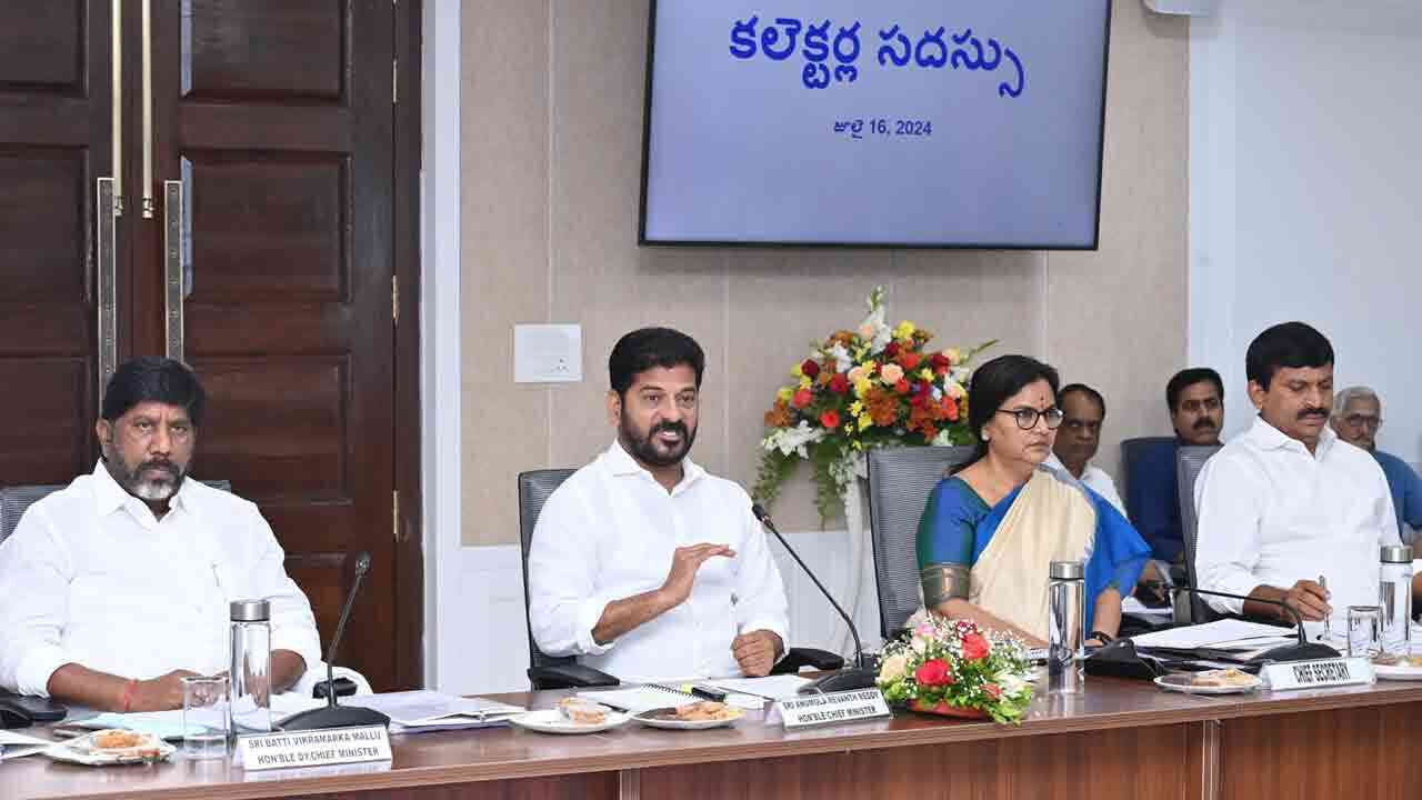 తెలంగాణ రైతులకు గుడ్ న్యూస్.. ఎల్లుండి ఖాతాల్లోకి rythu runa mafi