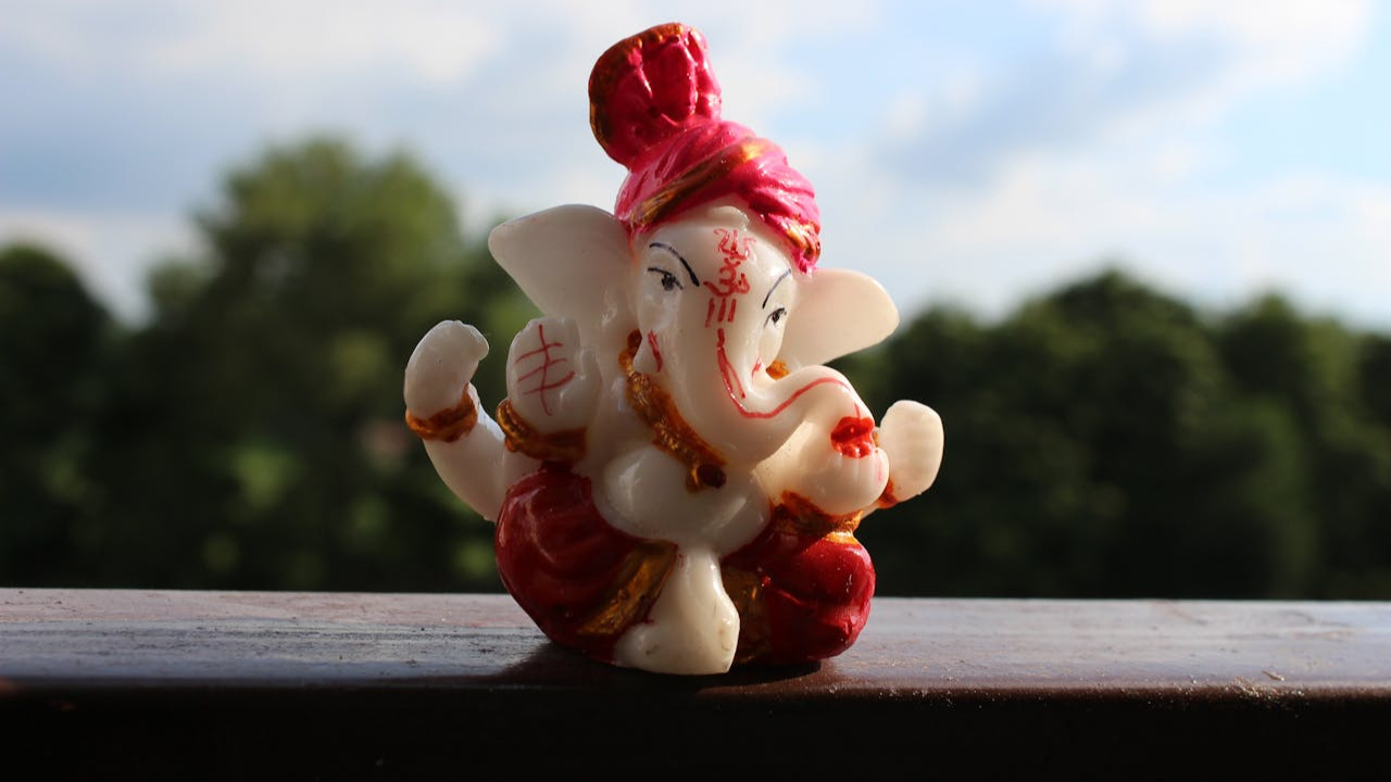 Ganesha Mantra: ఆర్థిక సమస్యలు వేధిస్తున్నాయా?వినాయకుడి ఈ మంత్రాలు చదవండి