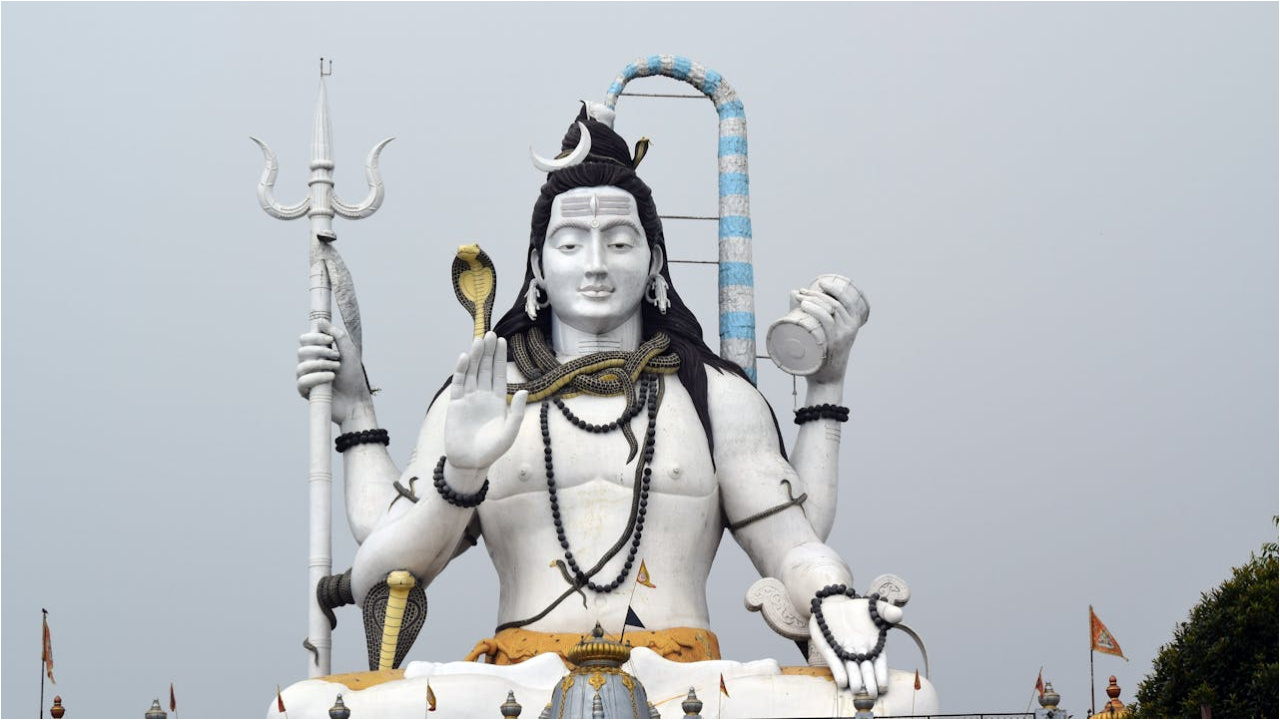 lored Shiva Favorite Zodiac Signs:ఈ రాశులవారికి ఐశ్వర్యం, ఆనందానికి లోటుండదు..శివుడికి ఇష్టమైన రాశులవే తెలుసా? 