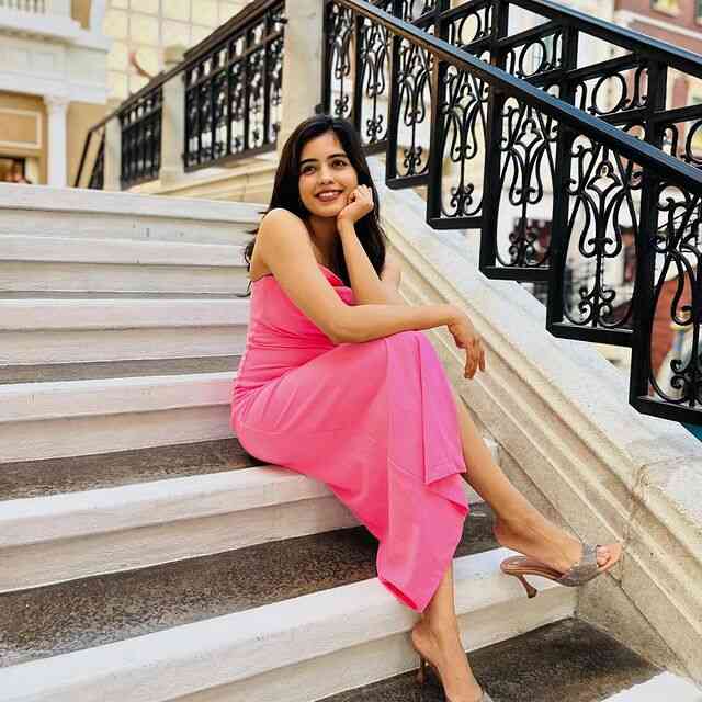  Amritha Thendral