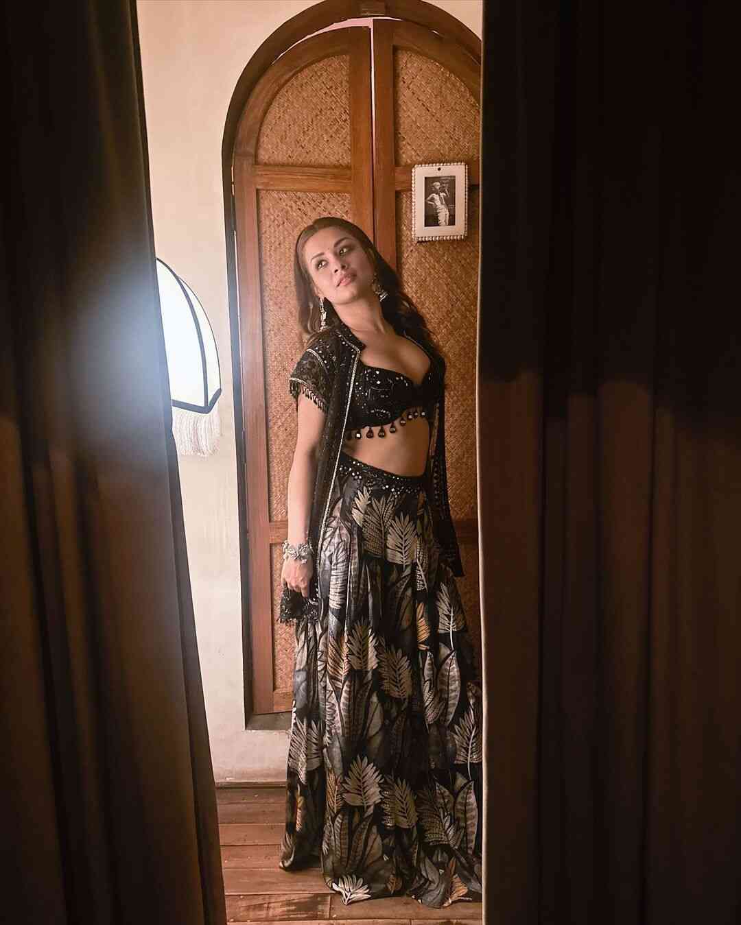  Avneet Kaur