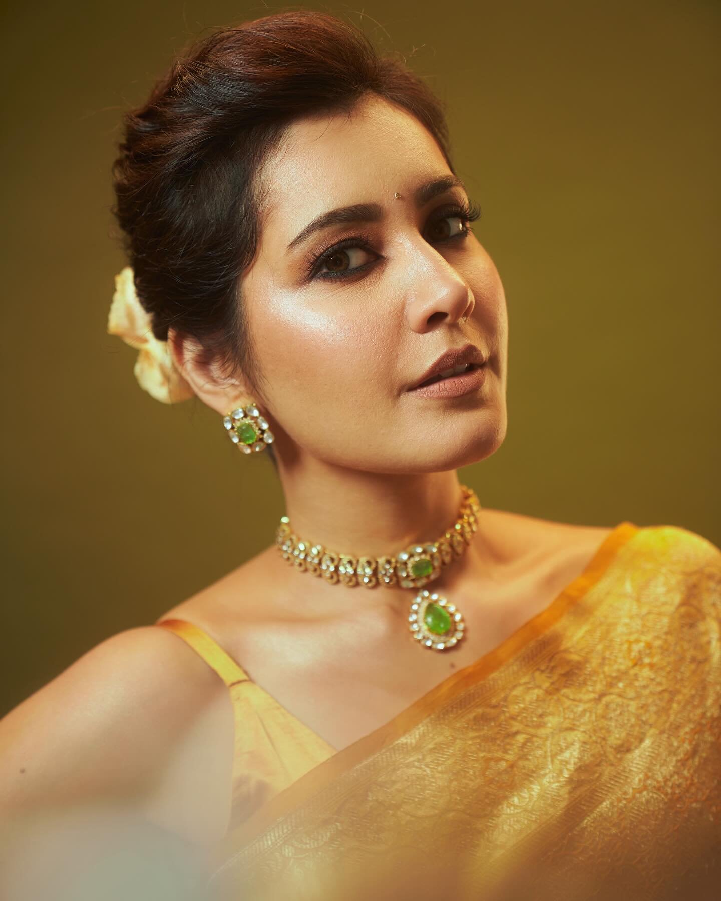 Raashi Khanna 