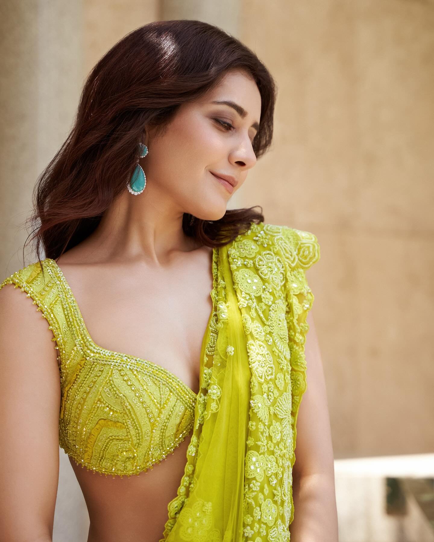 Raashi Khanna 