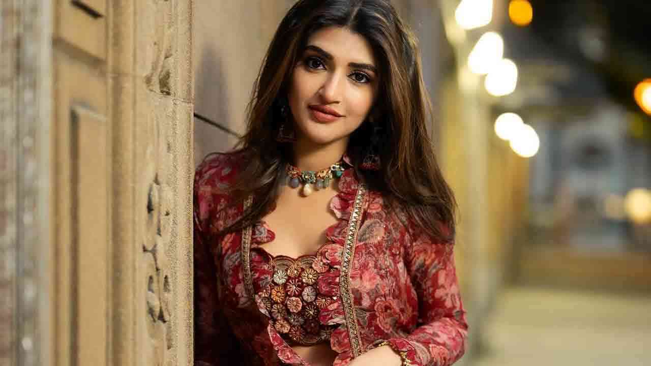 Sreeleela | తెలుగింటి అందాల భరిణ శ్రీలీల క్యూట్ ఫొటోలు