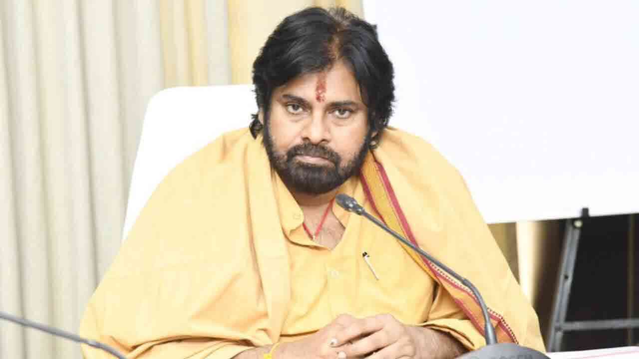 స్వచ్ఛాంధ్ర కార్పొరేషన్‌ లక్ష్యాలను గాలికొదిలేశారు.. గత పాలకులపై పవన్‌ విమర్శలు