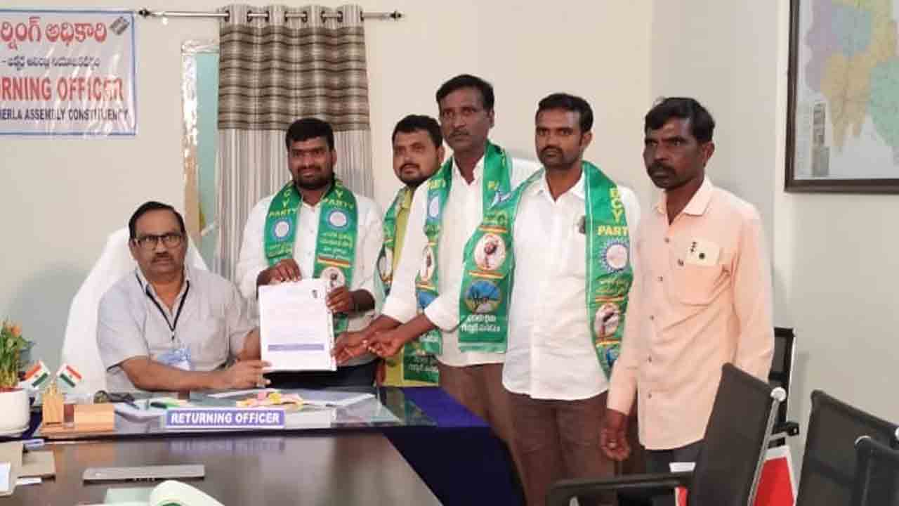 ప్రతి మండలంలో 50 పడకల సర్కారు దవాఖాన: జడ్చర్ల బీసీవై అభ్యర్థి పిల్లెల శ్రీకాంత్