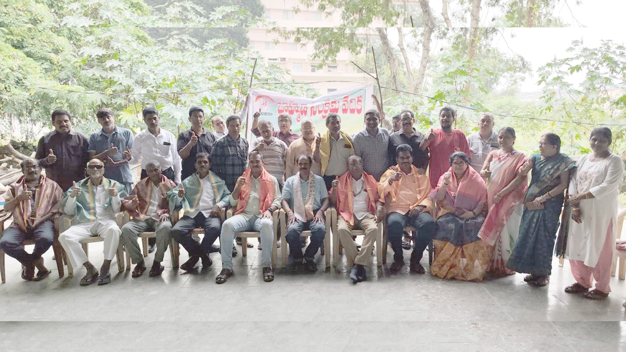 తెలంగాణలో ﻿8 నియోజకవర్గాల్లో బ్రాహ్మణ అభ్యర్థులు ఇండిపెండెంట్లుగా పోటీ