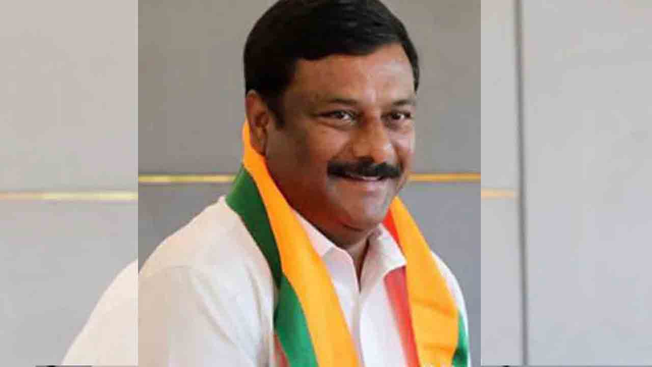 సొంత దుకాణం కోసం రేవంత్ రెడ్డి ప్రయత్నాలు.. బీజేపీ ఎమ్మెల్యే సంచలన ఆరోపణలు