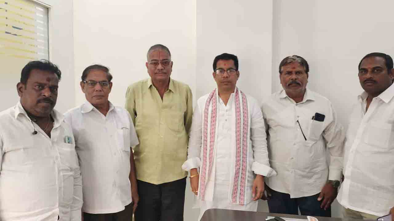 ﻿ఈ ఎన్నికలలో బ్రాహ్మణ అభ్యర్థులు సత్తా చాటాలి: బ్రాహ్మణ పరిషత్ రాష్ట్ర ప్రధాన కార్యదర్శి పోచంపల్లి రమణారావు