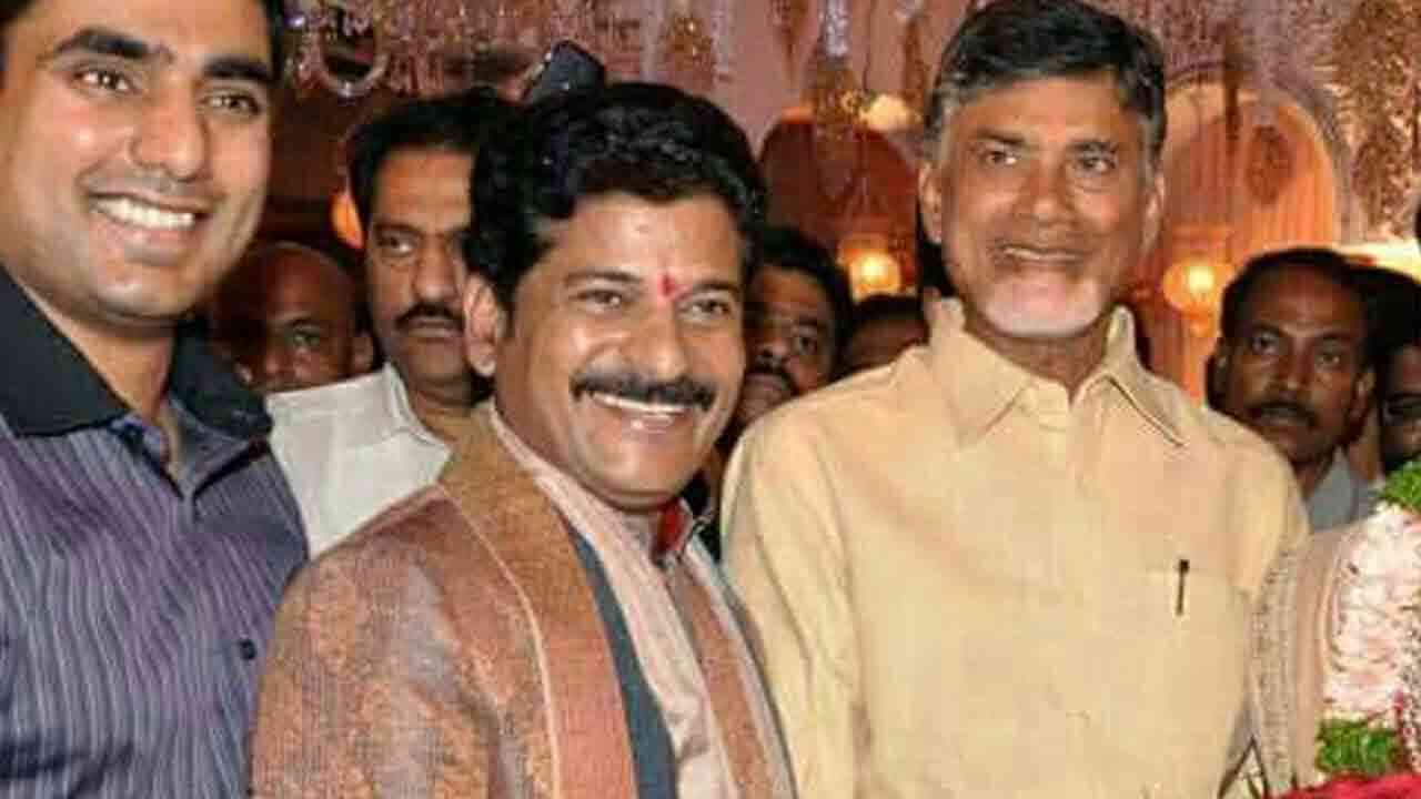 ప్రజాభవన్‌లో తెలుగు రాష్ట్రాల సీఎంల భేటీ ప్రారంభం.. ఎవరెవరు హాజరయ్యారంటే..