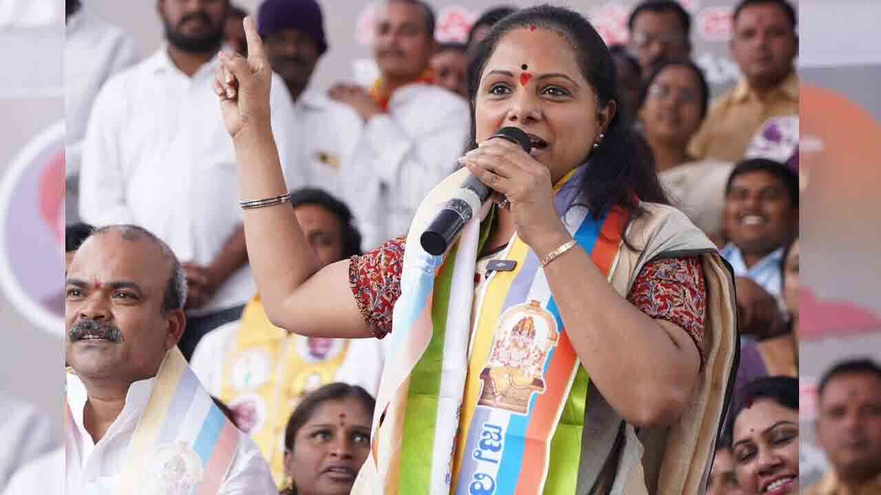 బీసీలకు జాతీయ పార్టీలు తీరని అన్యాయం : కల్వకుంట్ల కవిత