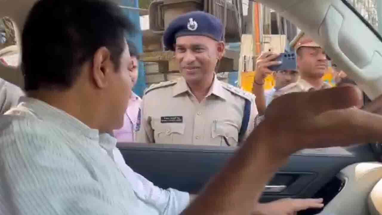 KTR ACB | కేటీఆర్ వర్సెస్ ఏసీబీ అధికారులు.. తెలంగాణ భవన్‌కు కేటీఆర్.. మరోసారి ఏసీబీ నోటీసులు