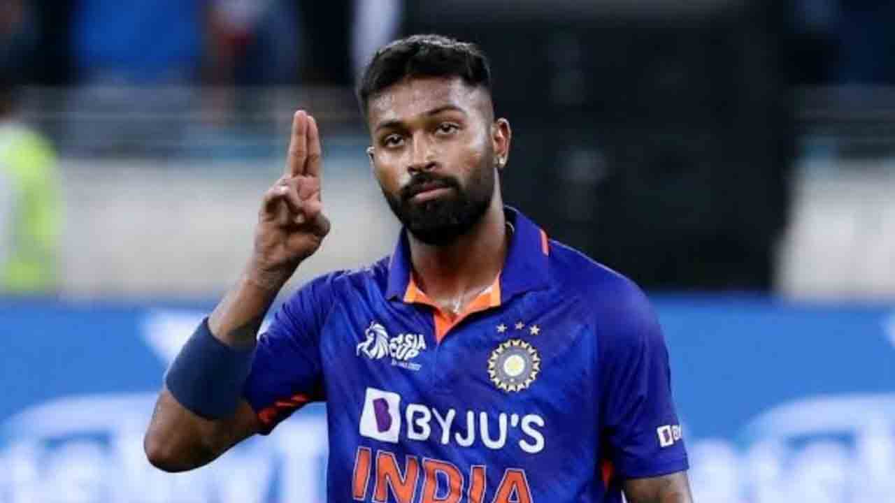 ﻿వన్డే వరల్డ్‌కప్‌ తర్వాత అతడికే జట్టు పగ్గాలు.. ఆల్‌రౌండర్‌ హార్దిక్‌ పాండ్యాపై సన్నీ ప్రశంసలు