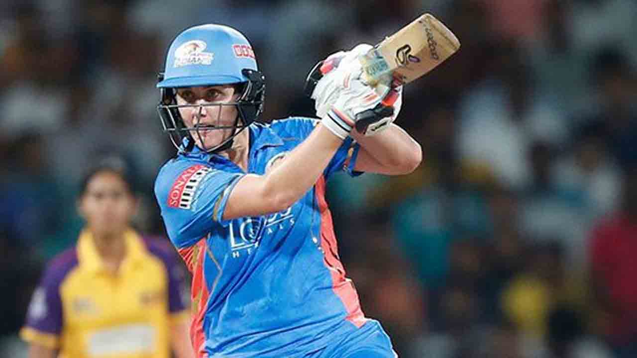 డబ్ల్యూపీఎల్‌లో ఫైనల్‌లో ముంబై.. ఇక ఢిల్లీతో టైటిల్ పోరు