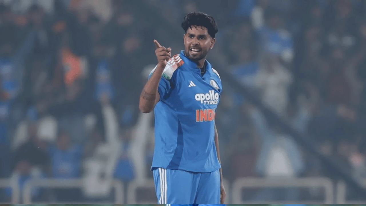 గంభీర్ శిష్యుడికి డీమెరిట్ పాయింట్