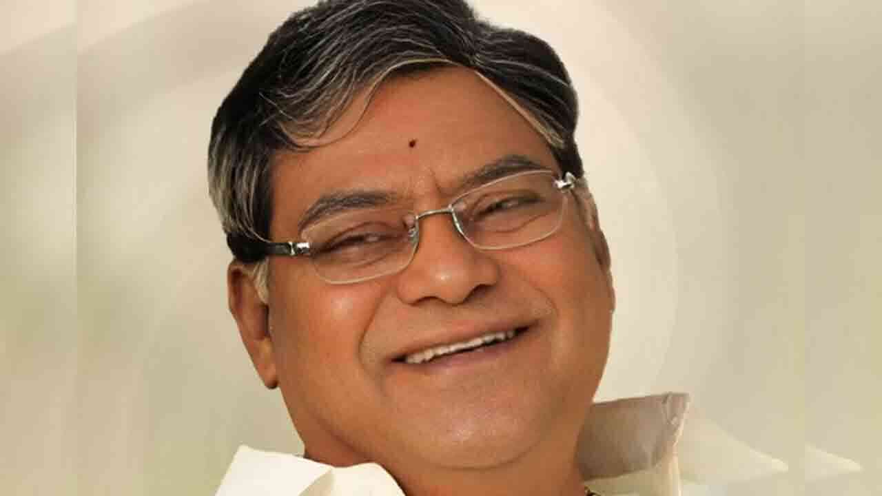 ప్రముఖ నటుడు కోట శ్రీనివాసరావు కన్నుమూత