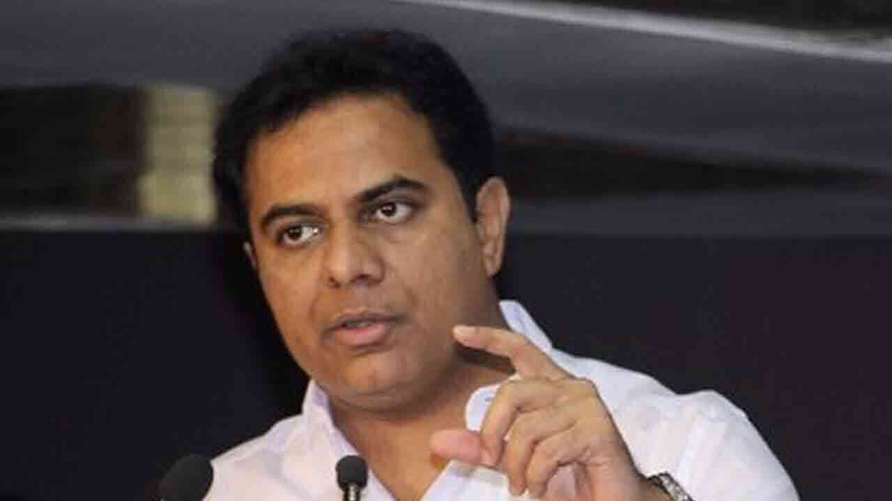 HCU భూములు కొనాలనుకుంటే తస్మాత్ జాగ్రత్త.. KTR స్ట్రాంగ్ వార్నింగ్