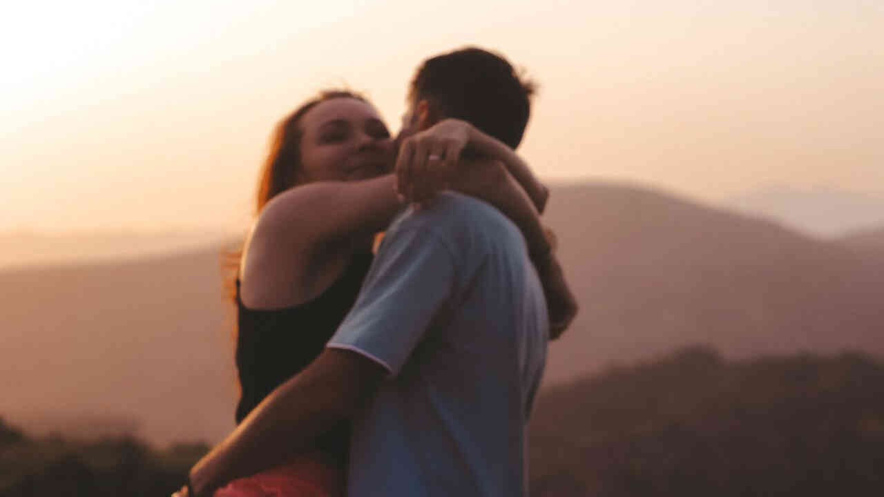 భార్యాభర్తల మధ్య గొడవలు రాకుండా ఉండాలంటే ఇలా చేయండి