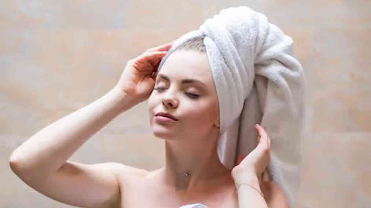 శాస్త్ర ప్రకారం దంపతులు కలిసిన తరువాత తలస్నానం చేయాలా?...